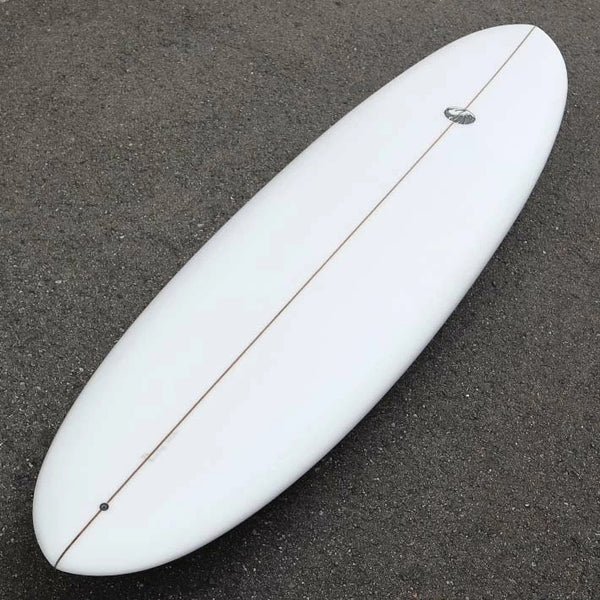 Zackflores surfboards Kazu Egg Model 7’6”